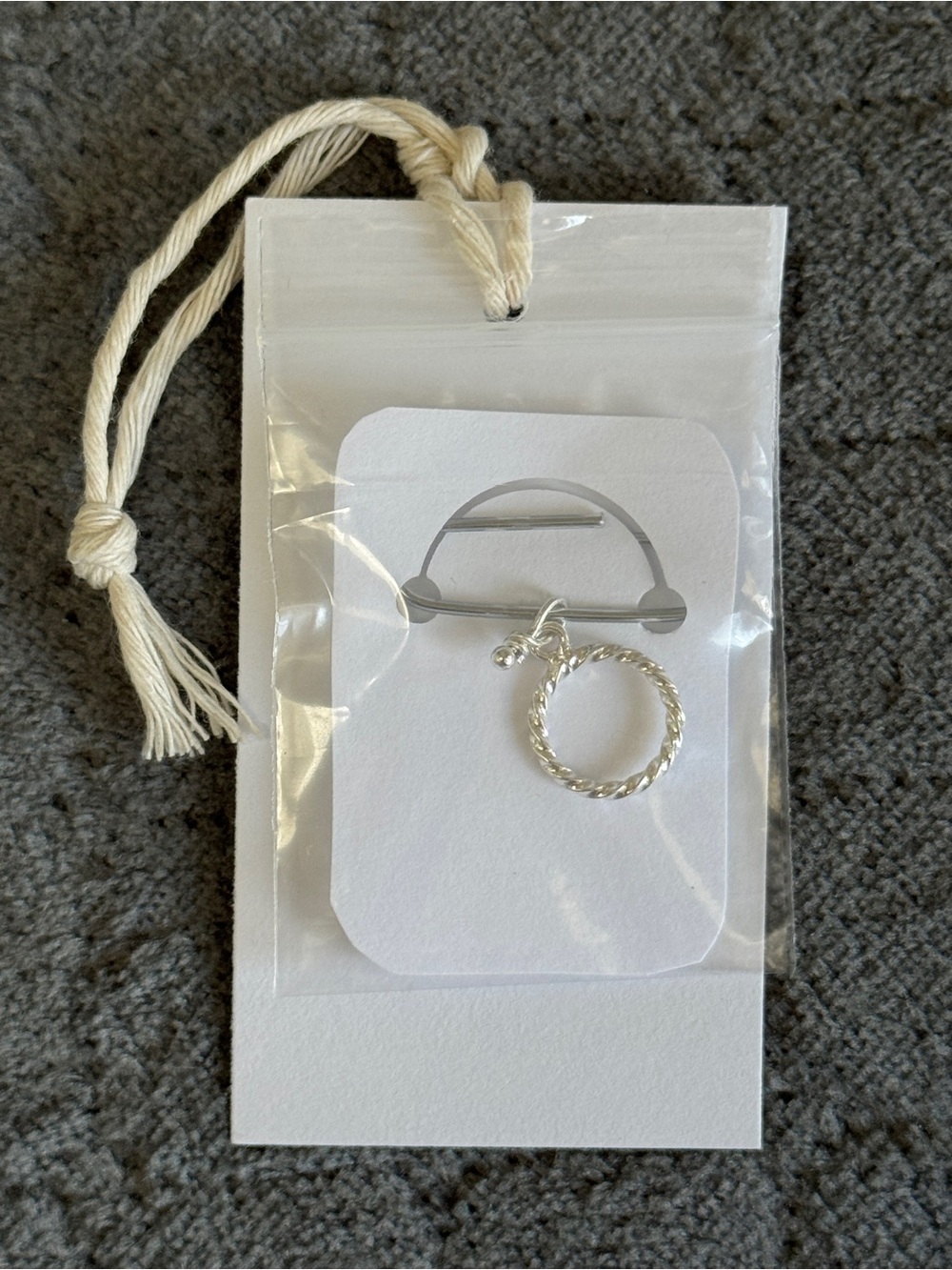 Twisted Rope Ring Pendant Charm - Picture 8 of 9